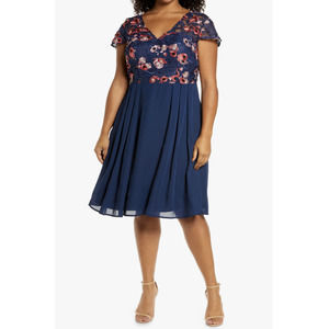 Chi Chi London Embroidered Long Sleeve Wrap Dress Women Sz 20 NEW NWT N39